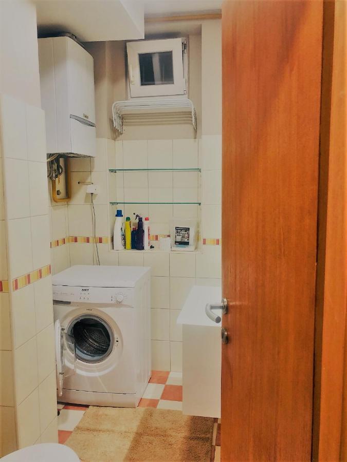 Cozy One-Bedroom Apartment Szarajevó Kültér fotó