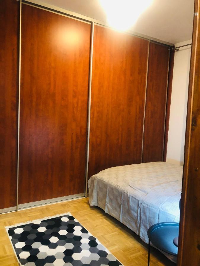 Cozy One-Bedroom Apartment Szarajevó Kültér fotó