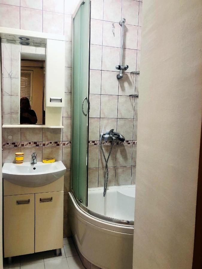 Cozy One-Bedroom Apartment Szarajevó Kültér fotó